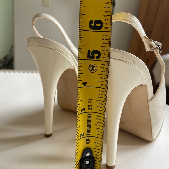 BCBGeneration - Picture 3 of 3